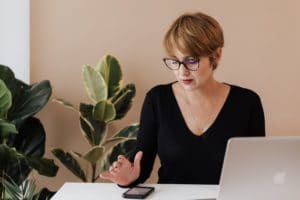 Formación en atención al cliente (presencial y telefónico) para empresas